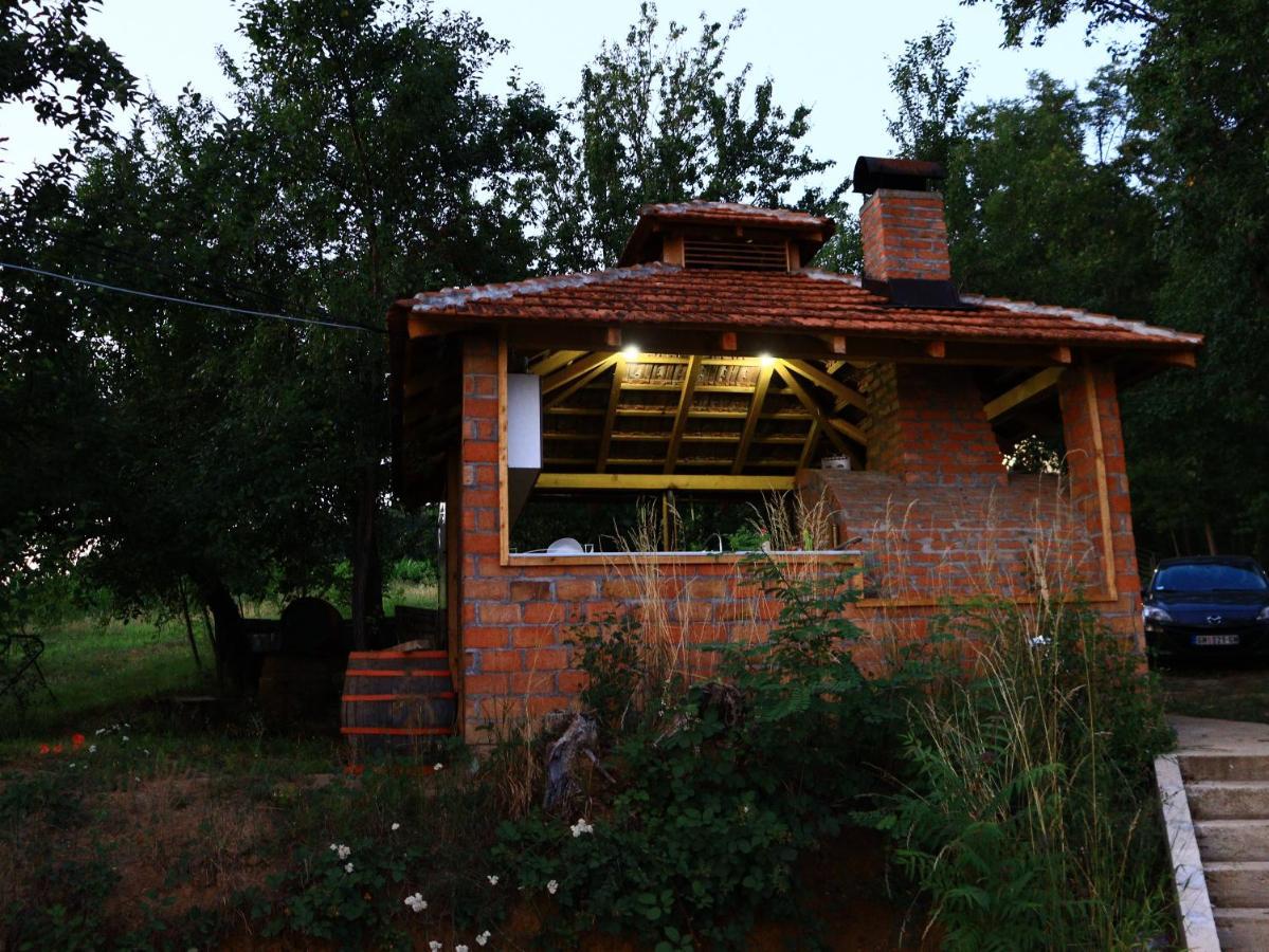 Bungalovi Api-Centar Gornji Milanovac Kültér fotó